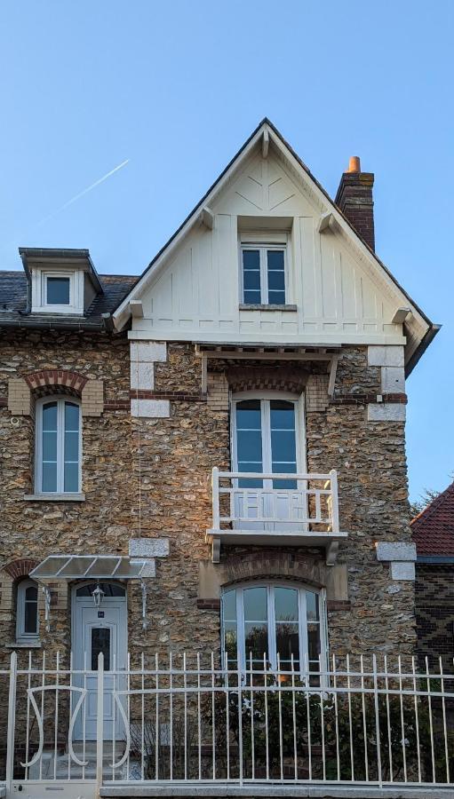 Villa Capucine - Maison De Ville Avec Jardin Dans Vernon-Giverny, Proche Des Transports Et De La Gare Vernon  Zewnętrze zdjęcie